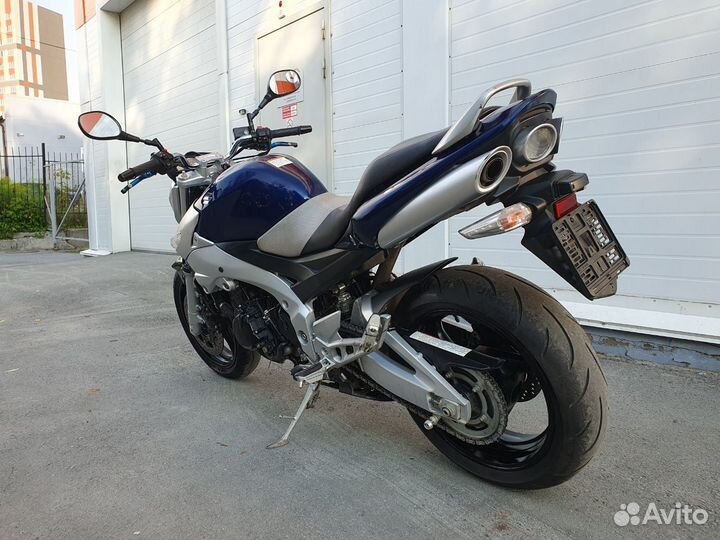 Suzuki GSR600