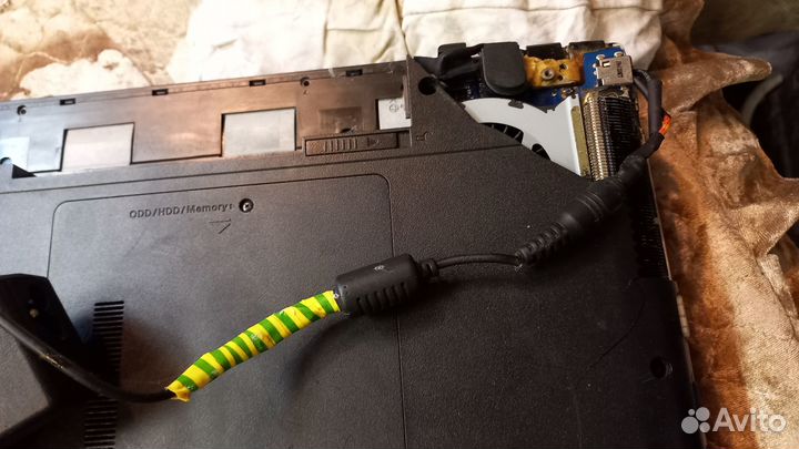 Ноутбуки на запчасти