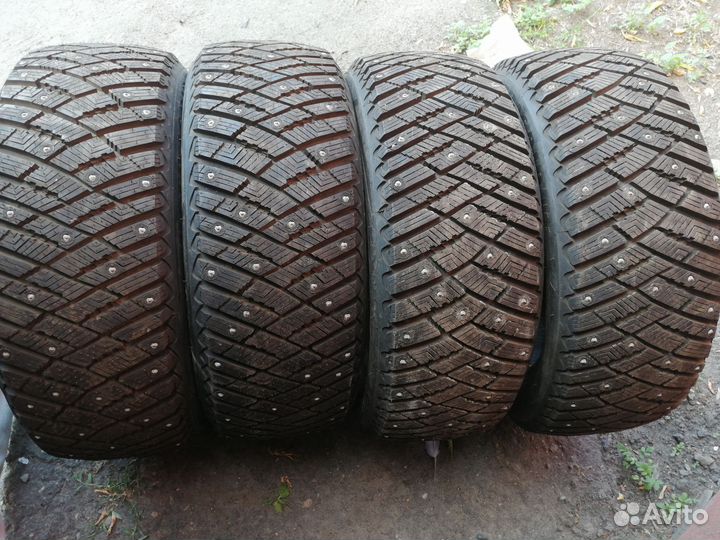 Goodyear UltraGrip 195/55 R15