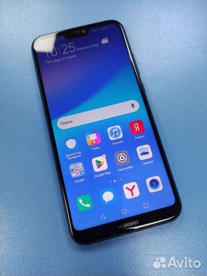 Телефон Huawei P20 Lite 64/4 синий
