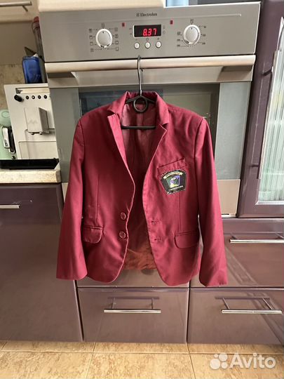 Пиджак бордовый sky lake 134 для 73 гимназии