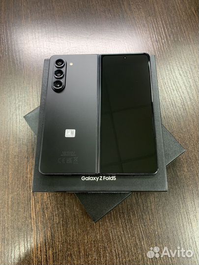 Samsung Galaxy Z Fold5, 12/256 ГБ