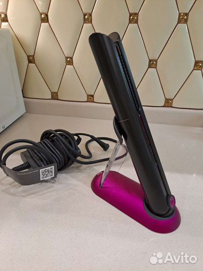 Выпрямитель для волос dyson
