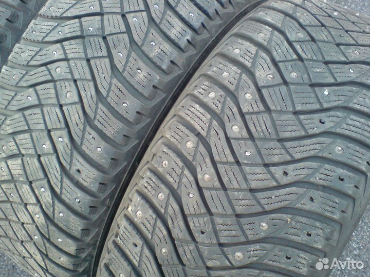 Goodyear G 82 235/55 R19 105T