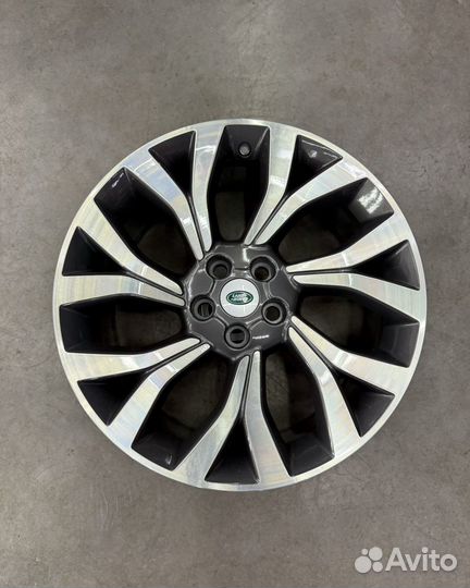 Комплект оригинальных дисков на Range Rover R21