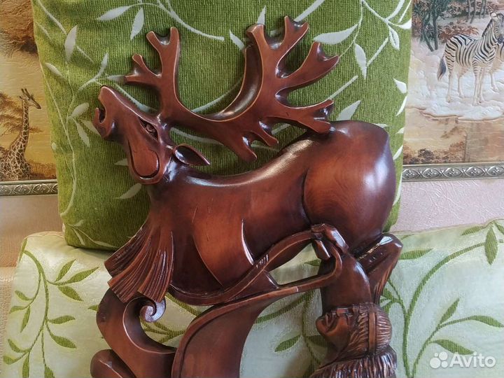 Панно Ручная резьба по дереву