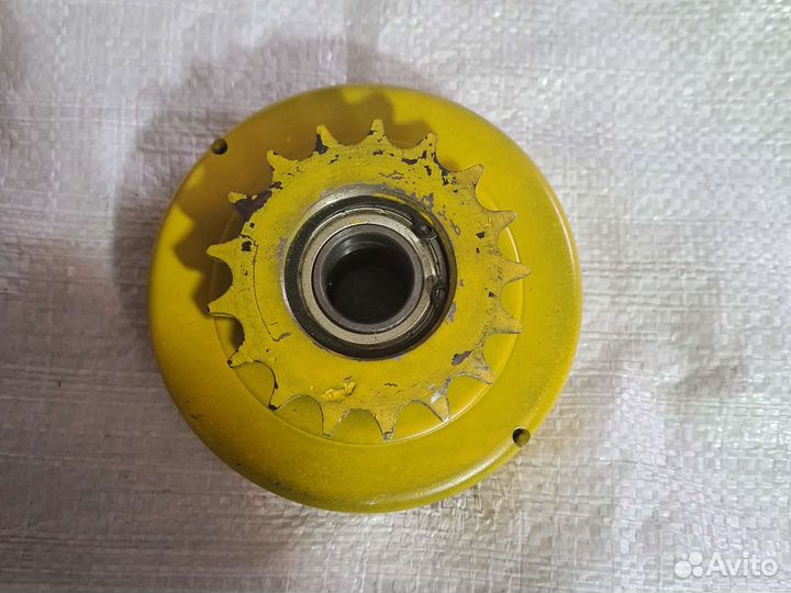 Сцепление центробежное 20мм шаг 428 зубов 17