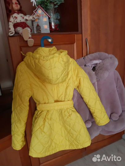 Курточка на девочку