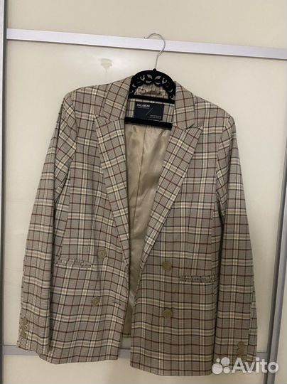 Пиджак женский pull & bear