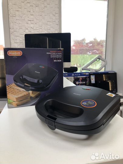 Гриль-Бутербродница Magio MG-362N