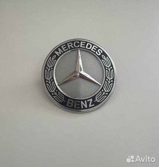 Значок mercedes оригинал