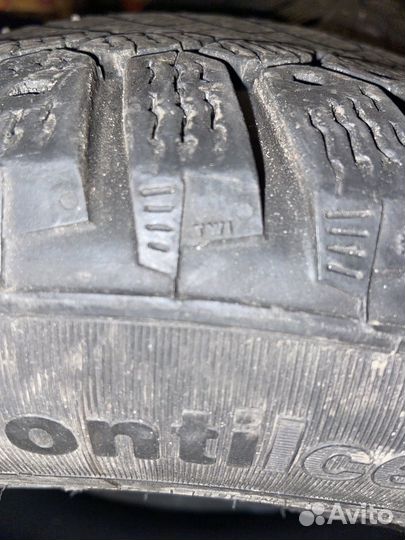 Continental ContiIceContact 205/55 R16 94T