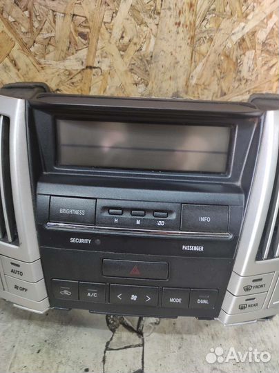 Блок управления климатом Lexus RX350 2007 год