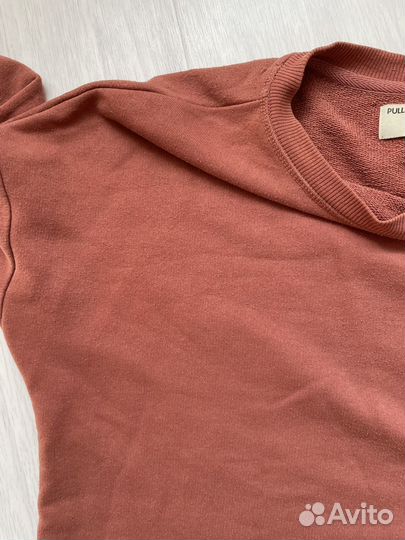 Pull and bear свитер