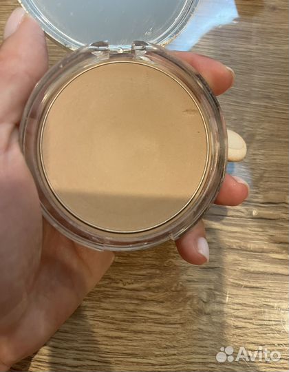 Пудра clinique almost powder make-up