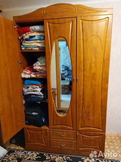 Шкаф для одежды бу