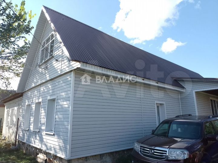 Дом 200 м² на участке 16,3 сот.