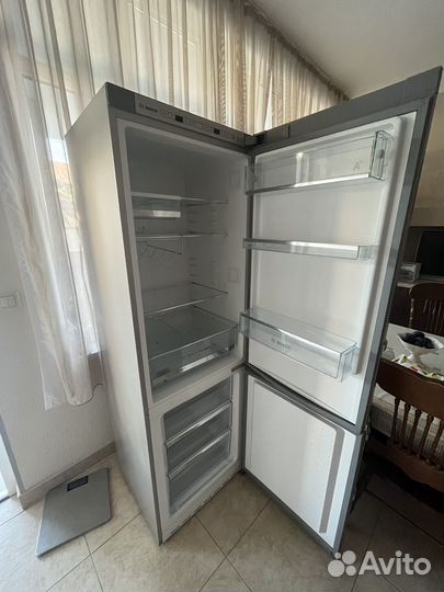 Холодильник на запчасти