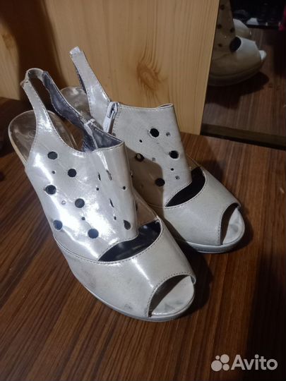 Босоножки 38 размер