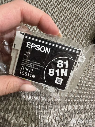 Картридж черный (black) epson T0811