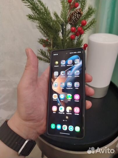 Samsung Galaxy Z Fold4, 12/512 ГБ