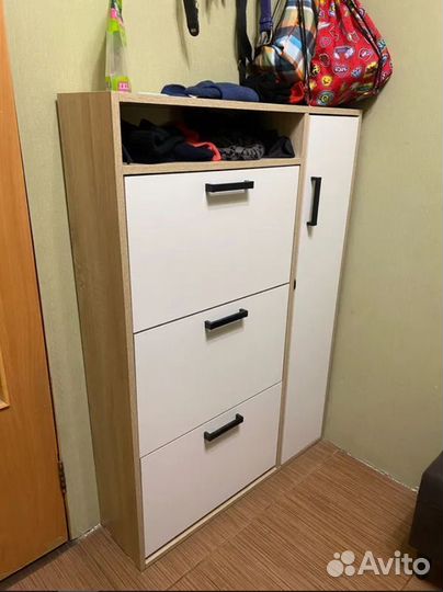 Обувница вместительная, наличие склад