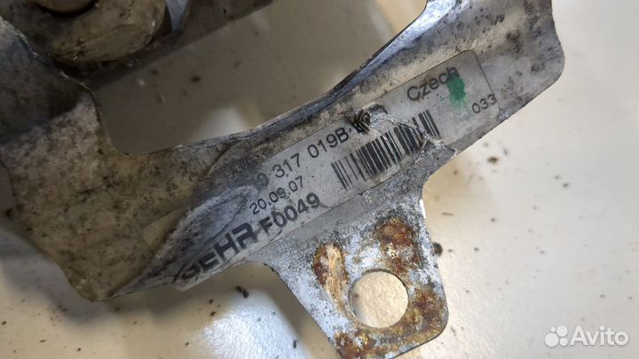 Радиатор масляный Audi Q7, 2007