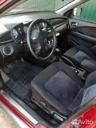 Mitsubishi Outlander 2.4 МТ, 2004, 191 000 км