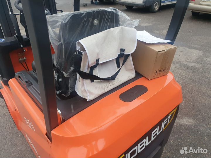 Вилочный погрузчик Noblelift FE3R15E, 2024