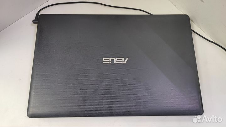 Ноутбук asus X552M