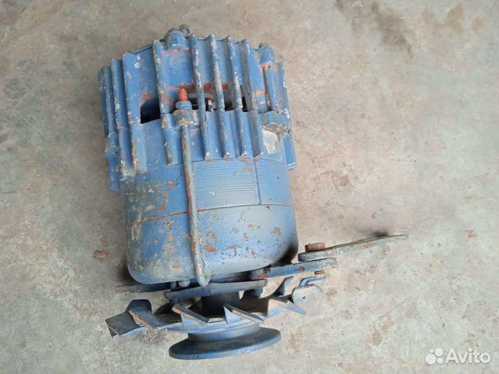 Генератор на трактор т150