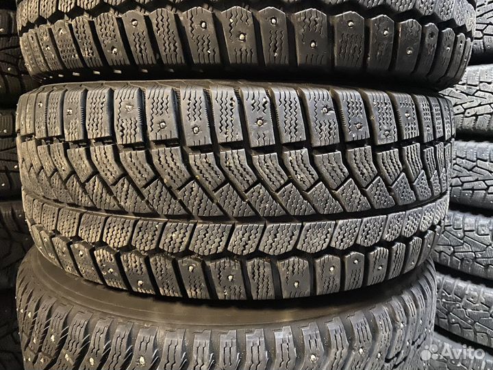 Viatti Brina Nordico V-522 215/55 R16