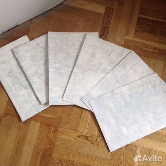 Картон б/у 35 шт грунтованный на фото не всё