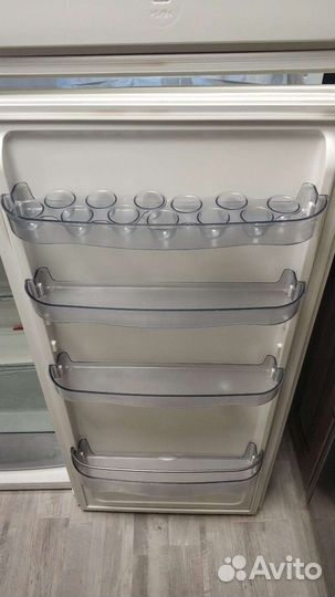 Холодильник Snaige