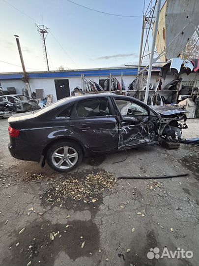 Audi A4 1.8 CVT, 2014, битый, 290 000 км