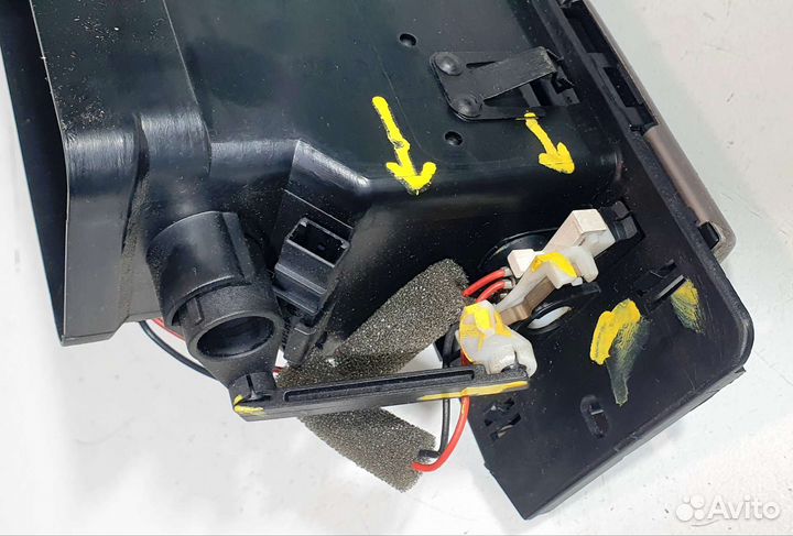 Дефлектор воздуховода центральный Audi A6 C5