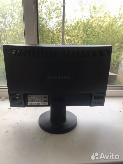Монитор samsung 943SN