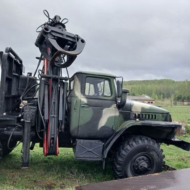 Лесовоз (сортиментовоз) Урал 4320 с КМУ Epsilon, 1989