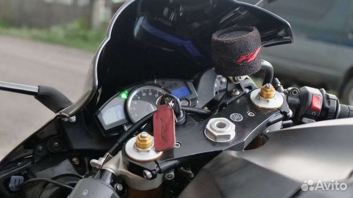 Yamaha R1