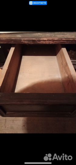 Стол деревянный