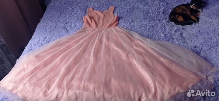 Вечернее платье 46 размера розовое