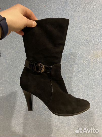 Зимние женские сапоги 38