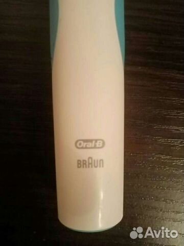 Электрическая зубная щетка oral b Braun