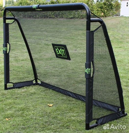 Футбольные ворота с креплением к земле