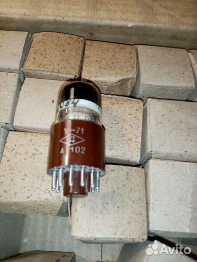 Радиолампа 6е1п 6н7с и другие