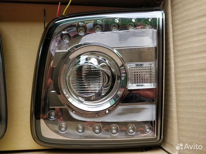 Задние фонари Nissan Patrol Y62 2010