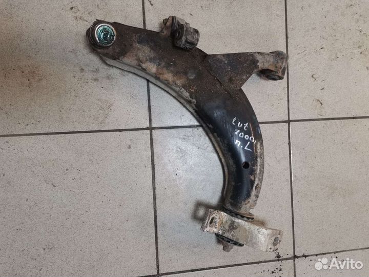 Рычаг передний правый Subaru