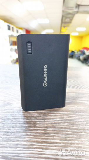 Портативное зарядное устройство