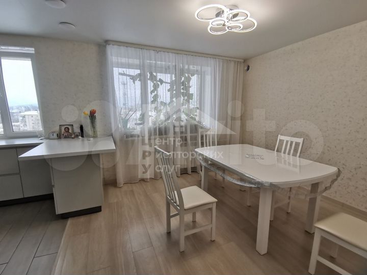 4-к. квартира, 115,6 м², 5/10 эт.