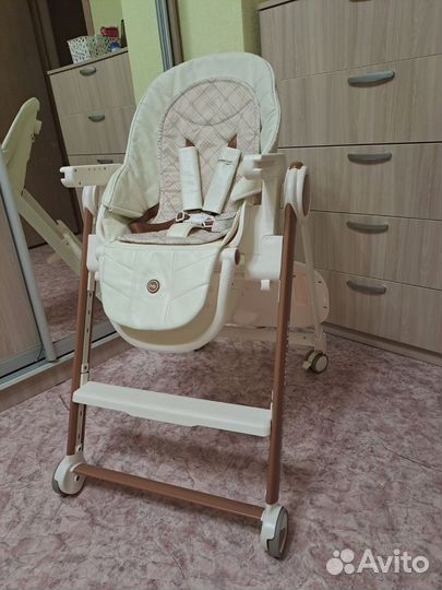 Стульчик для кормления happy baby berny v2